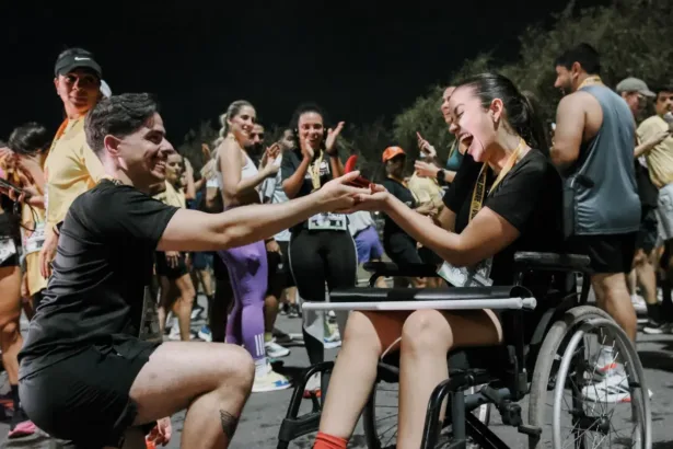 goiana-que-ficou-tetraplegica-4-vezes-e-pedida-em-casamento-apos-completar-maratona-no-rj