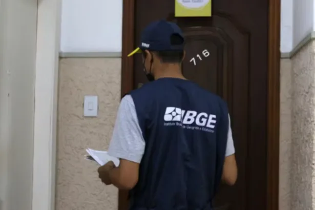 ibge-abre-317-vagas-em-goias-com-salarios-de-ate-r$-4-mil-e-beneficios;-confira