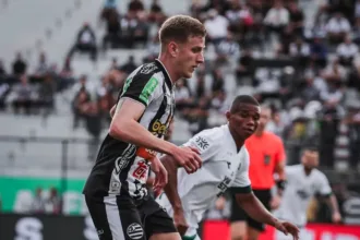 thiago-rodrigues-pega-penalti,-mas-goias-cede-empate-em-minas-gerais