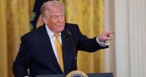 trump-anuncia-acordo-com-ira-e-fim-de-bloqueio-naval-–-cnn-brasil