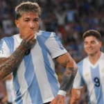 Enzo Fernández jogando na Copa do Mundo 2026