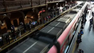 Falha no sistema do metrô em São Paulo causa lentidão