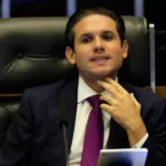 pf-encontra-dialogos-de-hugo-motta-pedindo-a-vorcaro-emprestimo-do-master-a-empresa-da-cunhada-–-estadao