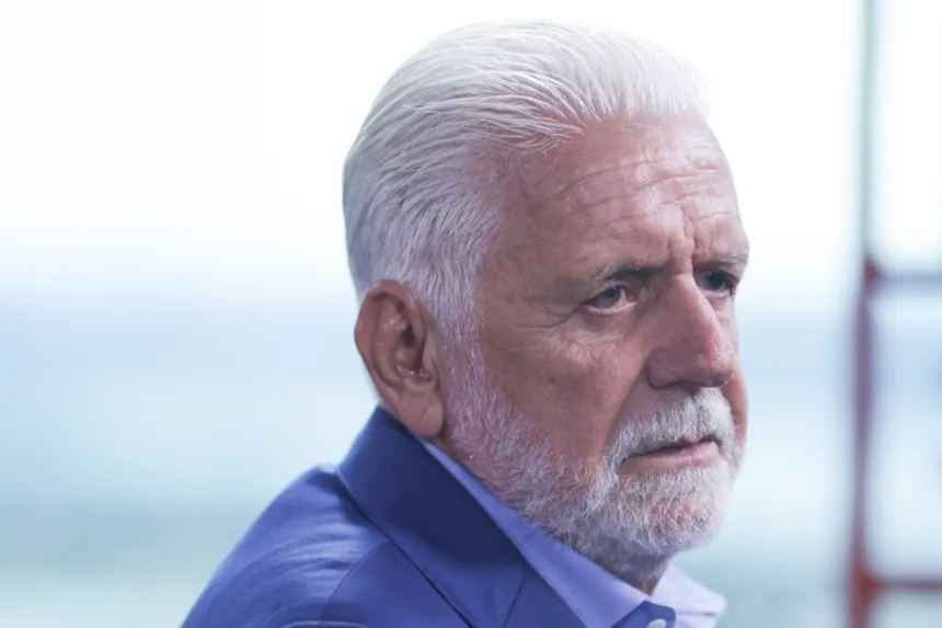 Jaques Wagner citado como canal para recado a Lula
