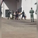 Policial realiza primeiros socorros em criança após queda