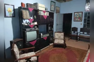 Casarão Vintage em Silvânia com objetos antigos