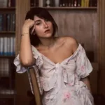 Cantora iraniana condenada a 74 chibatadas após apresentação