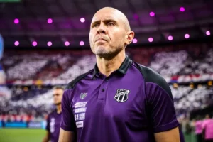 Mozart técnico Goiás em destaque