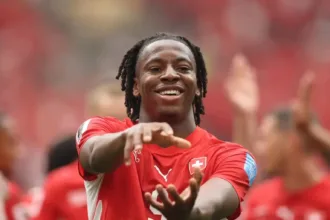Suíça vence Canadá e lidera grupo B na Copa do Mundo
