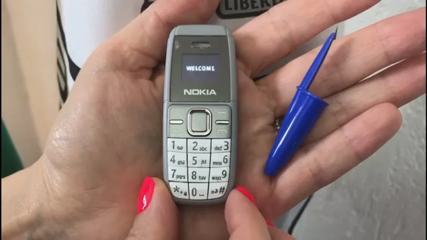 Minicelular apreendido em presídio, foco em segurança