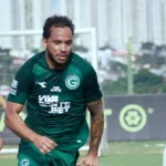 Goiás sem técnico e jogadores decisivos antes de enfrentar o Náutico
