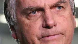 Prisão domiciliar de Bolsonaro e decisão de Moraes