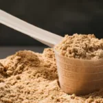whey-protein-e-leite-em-po-vencidos:-policia-fecha-‘fabrica’-que-embalava-produtos-e-revendia
