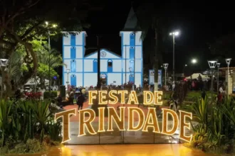 Concentração de fiéis na Romaria 2026 em Trindade