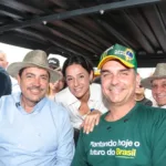 Flávio Bolsonaro em Trindade durante a Romaria do Divino Pai Eterno