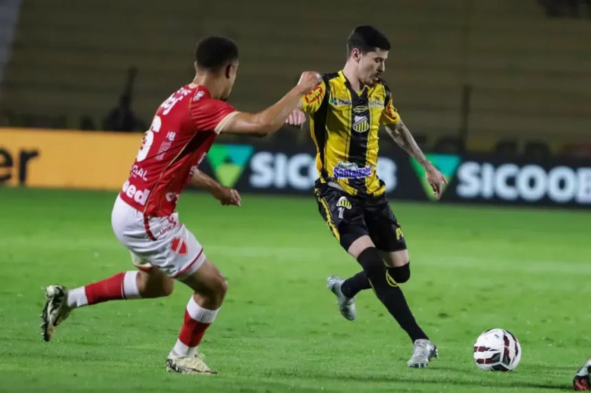 Vila Nova sofre derrota com gol no fim contra Novorizontino