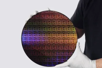 Chip abaixo de 1 nanômetro da IBM com arquitetura tridimensional