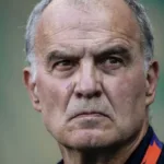 Marcelo Bielsa em entrevista monossilábica após eliminação do Uruguai