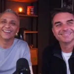 Flávio Bolsonaro visita Gustavo Gayer em Goiânia