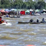 Temporada Araguaia 2026 com rio cheio em Aruanã