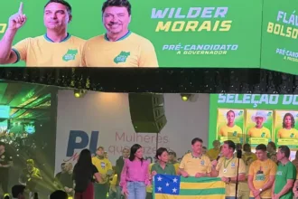 Flávio Bolsonaro critica Lula sobre inflação no Brasil