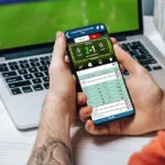 Criança jogando em computador, simbolizando o vício em apostas