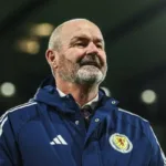 Steve Clarke, técnico da Escócia, anuncia demissão