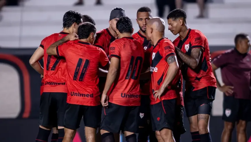 Atlético busca vencer em casa contra a Ponte Preta