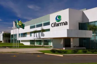 Justiça exige comprovação de salários atrasados em Goiás