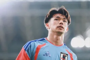 Jogador japonês Kento Shiogai sofre ataques após fala sobre Neymar