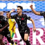 Canadá vence África do Sul na Copa com gol nos acréscimos