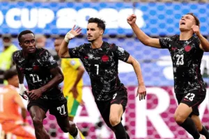 Canadá vence África do Sul na Copa com gol nos acréscimos