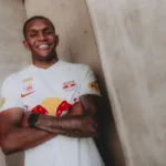 Contratação de zagueiro pelo Vila Nova do RB Salzburg