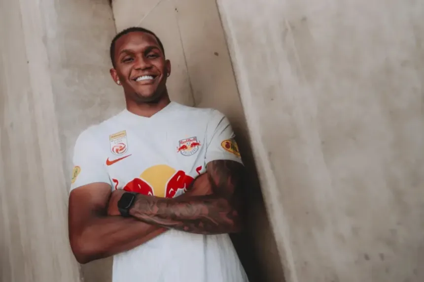 Contratação de zagueiro pelo Vila Nova do RB Salzburg