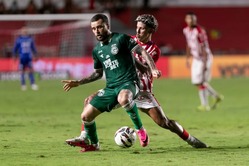 Goiás vence Náutico na Série B do Campeonato Brasileiro