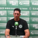 Técnico do Goiás celebra vitória sobre o Náutico