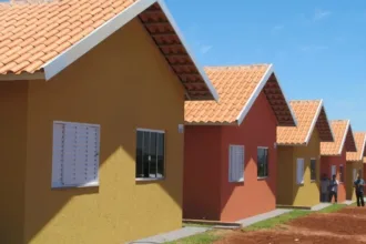 Fraude em contratos da Agehab leva à suspensão de entrega de casas