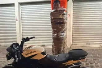 Batman procurado pela polícia após amarrar suspeitos