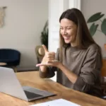 Curso online de Libras e tecnologia com vagas gratuitas