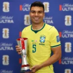 Casemiro melhor em campo contra o Japão, eleito pela Fifa