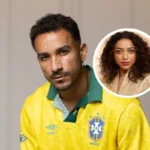 Atriz Alice Carvalho em cena de Agente Secreto