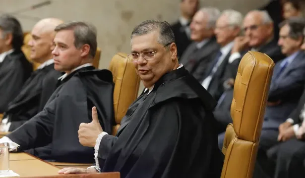 STF decide sobre aposentadoria compulsória de magistrados