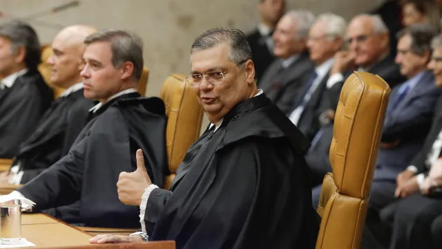 STF decide sobre aposentadoria compulsória de magistrados