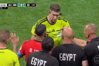 Críticas à arbitragem Fifa durante a Copa do Mundo