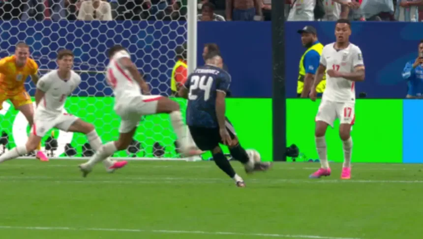 Inglaterra recua demais e toma virada da Argentina na semifinal 1 Virada da Argentina contra a Inglaterra na semifinal