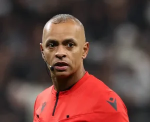 Wilton Pereira Sampaio em atuação na Copa do Mundo
