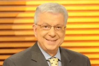 Renato Machado, ex-apresentador do Bom Dia Brasil, aos 83 anos
