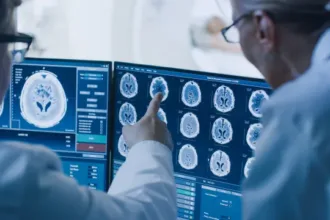 Médicos para homens em cada fase da vida