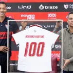 “o-futebol-realizou-o-sonho-de-dar-uma-casa-para-minha-mae”:-adriano-martins-celebra-100-jogos-pelo-atletico