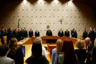 Servidor público condenado por fraude de seguro após amputar o próprio pé